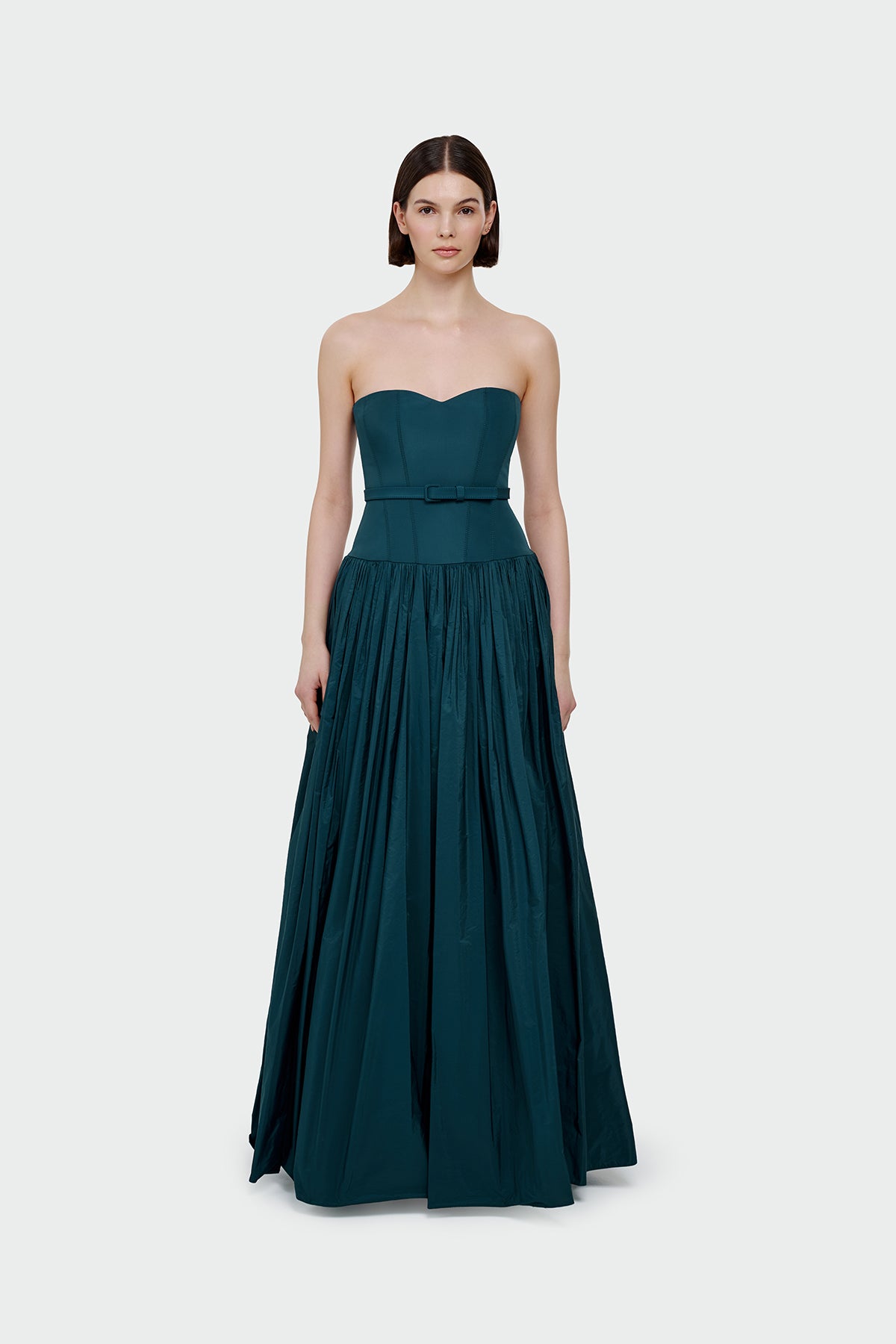 Beli Kemerli Straplez Abiye Elbise