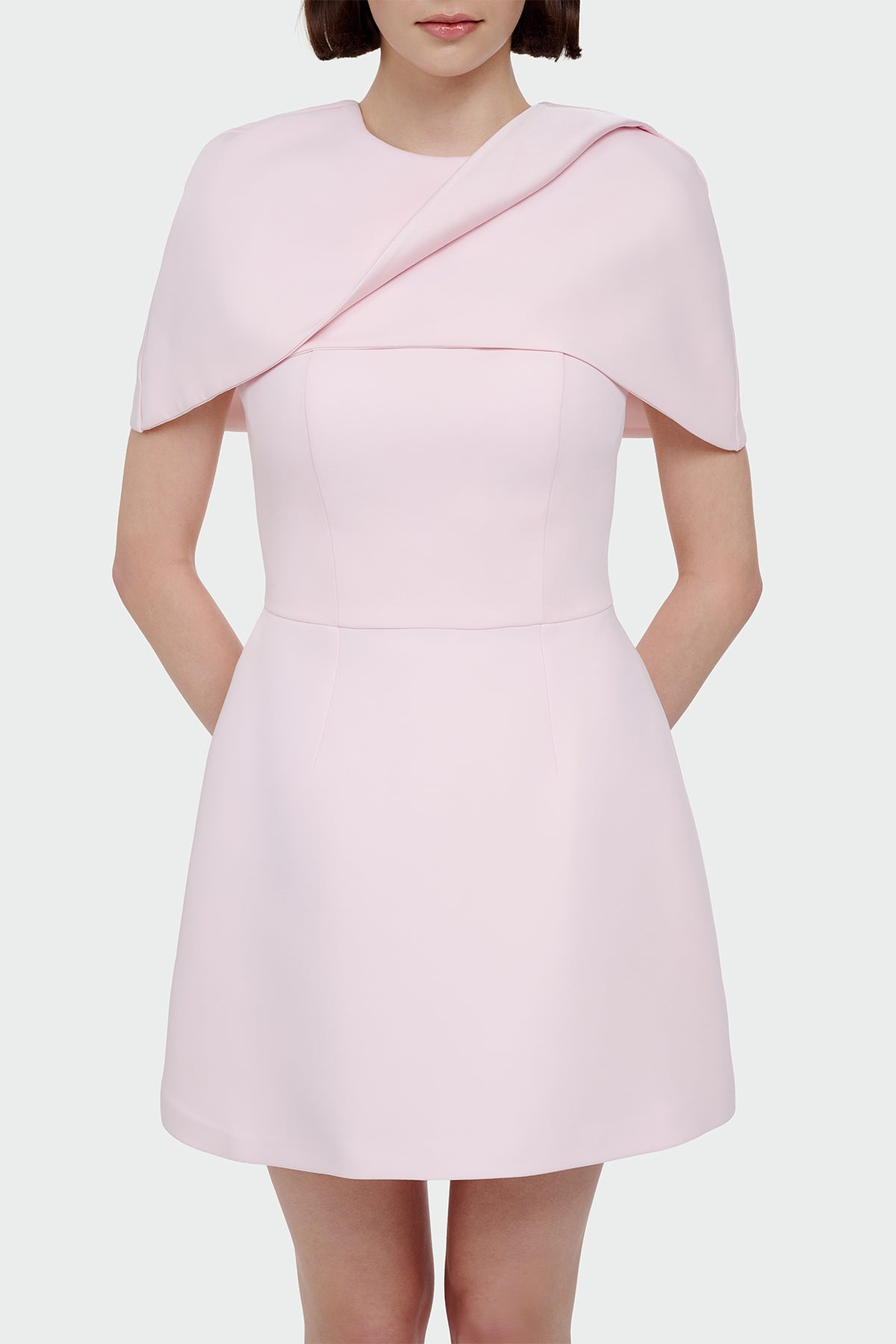 Bolero Detaylı Mini Abiye Elbise