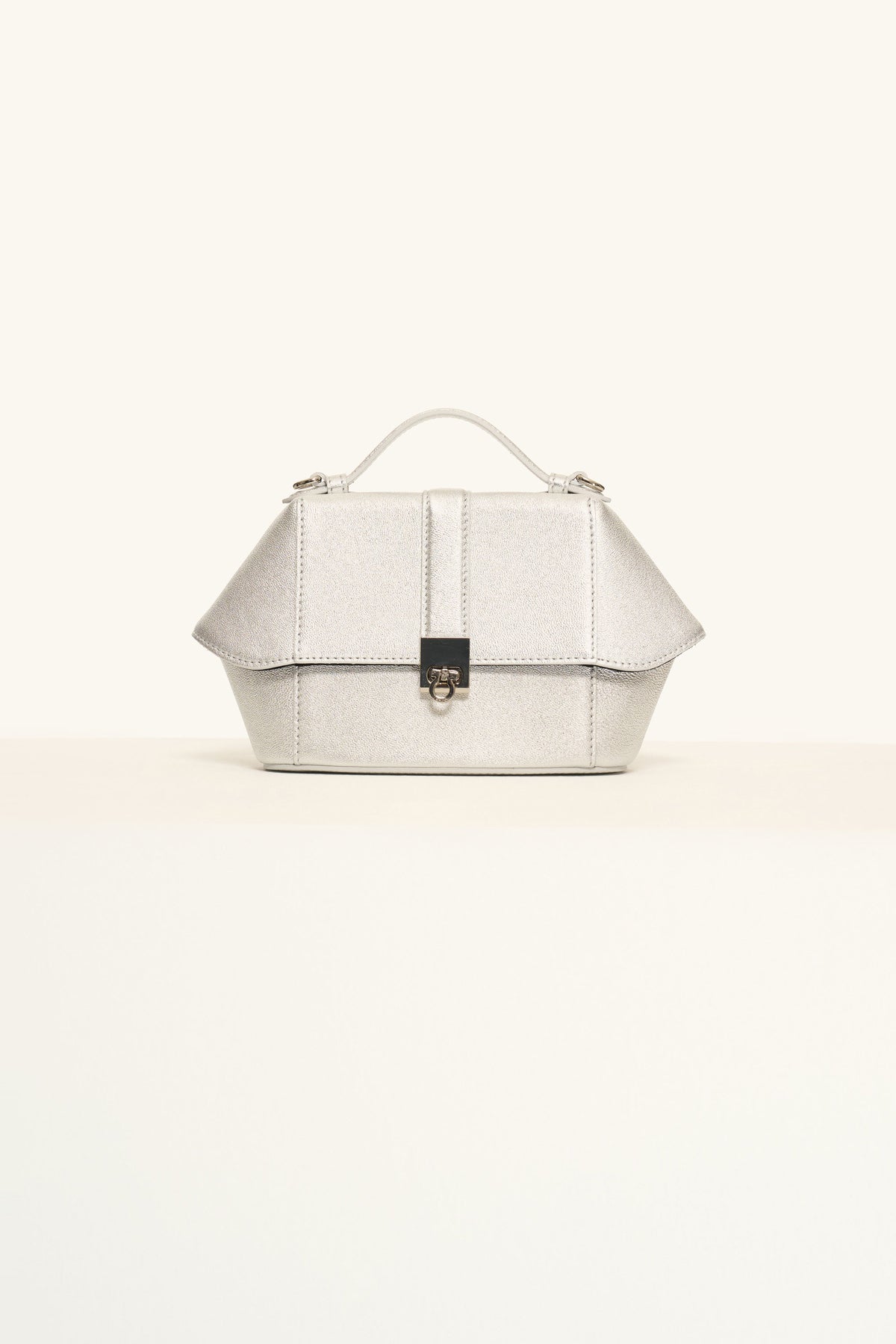 Metal Tokalı Kapaklı Mini Kadın El Çantası