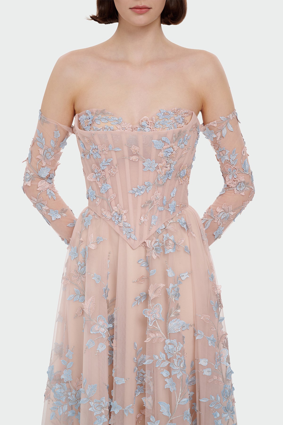 Üç Boyut Çiçekli Eldivenli Abiye Elbise