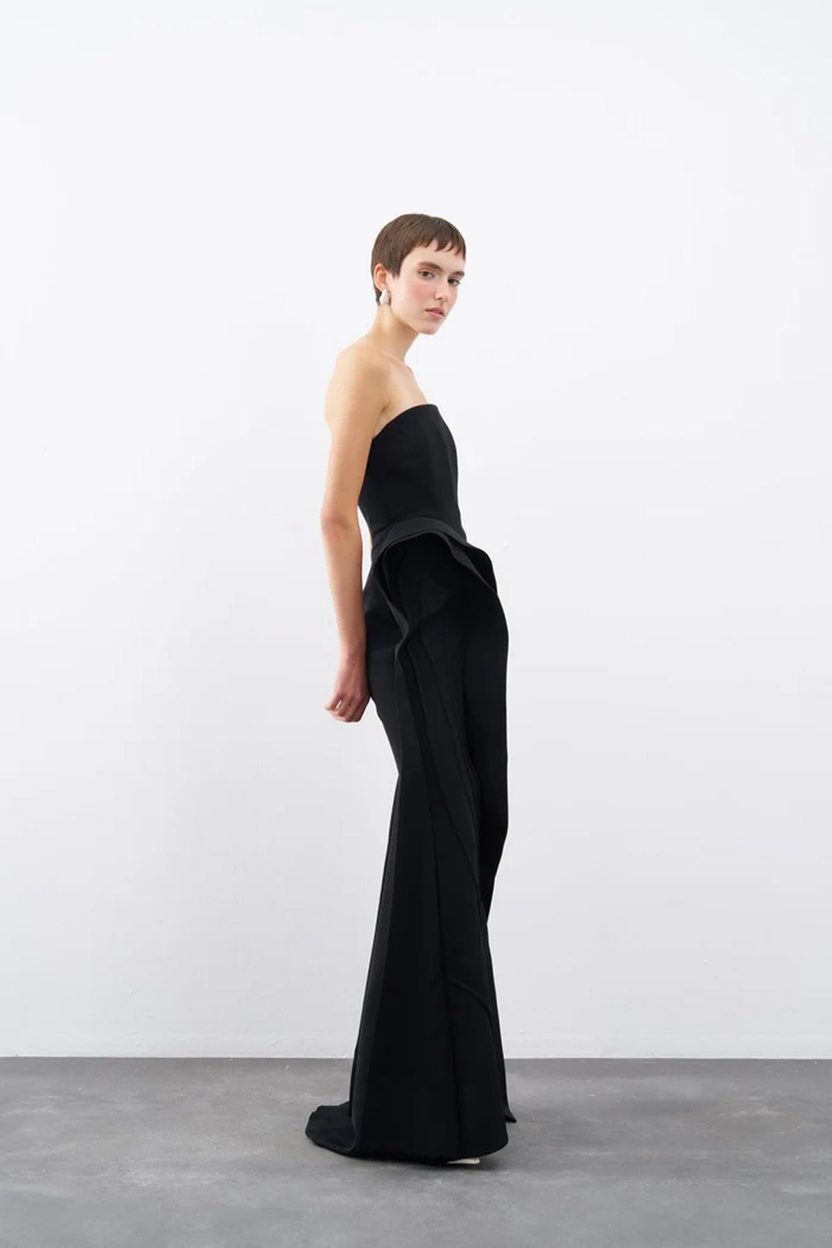 Asimetrik Kesim Drapeli Straplez Uzun Abiye Elbise - Cercis