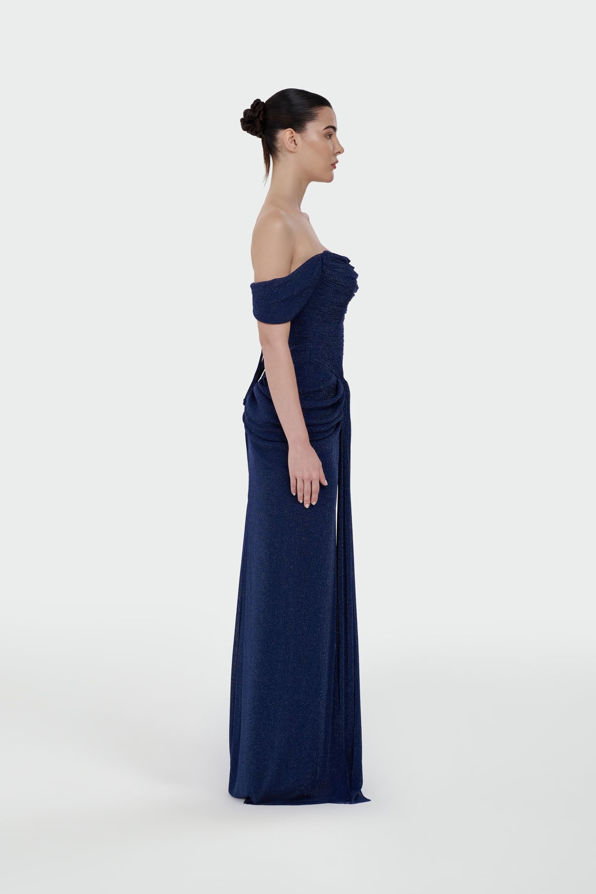 Düşük Omuz Ön Drape Detaylı Abiye Elbise