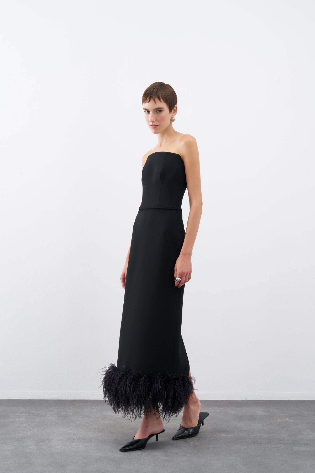 Black Strapless Otrish Long Evening Dress