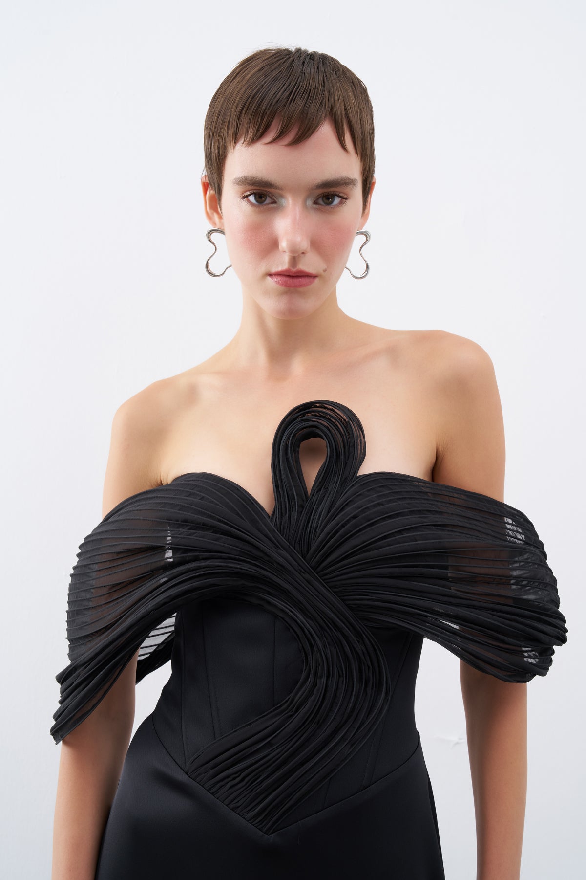 Black Strapless Off Shoulder Organza Detailed Long Evening Dress