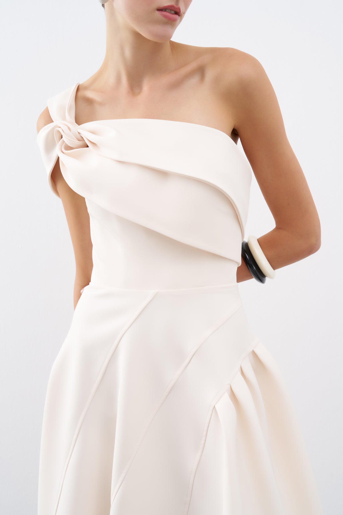 Cream One Shoulder Knot Detailed Long Evening Dress