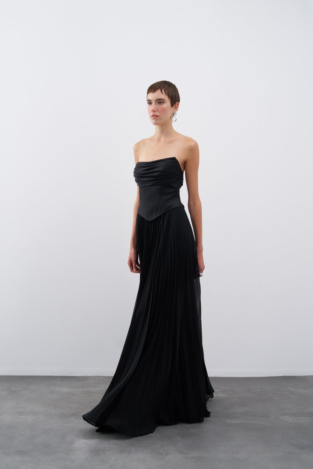 Black Strapless Draped Pleated Skirt Long Evening Dress