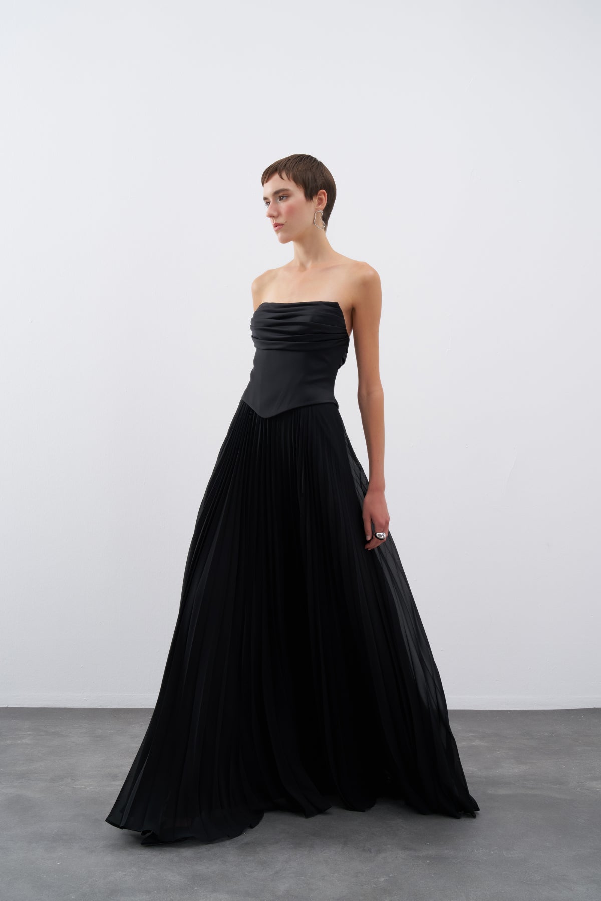 Black Strapless Draped Pleated Skirt Long Evening Dress