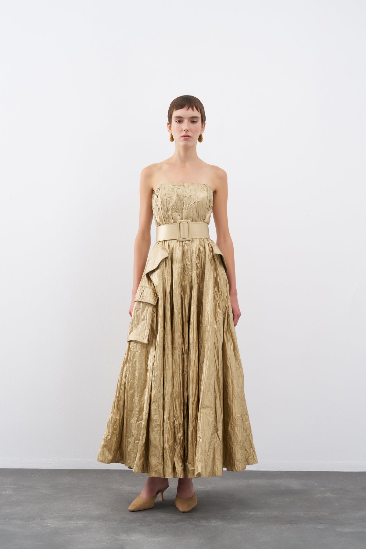 Gold Shiny Crinkle Strapless Pocket Detailed Long Evening Dress