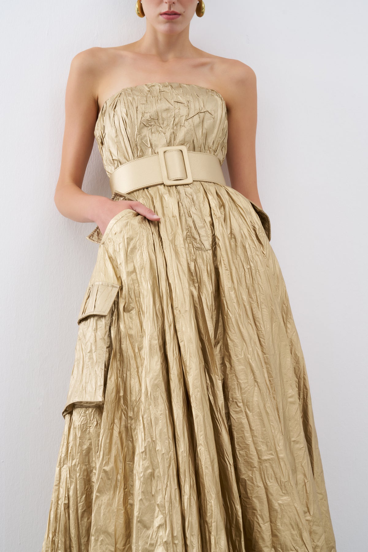 Gold Shiny Crinkle Strapless Pocket Detailed Long Evening Dress