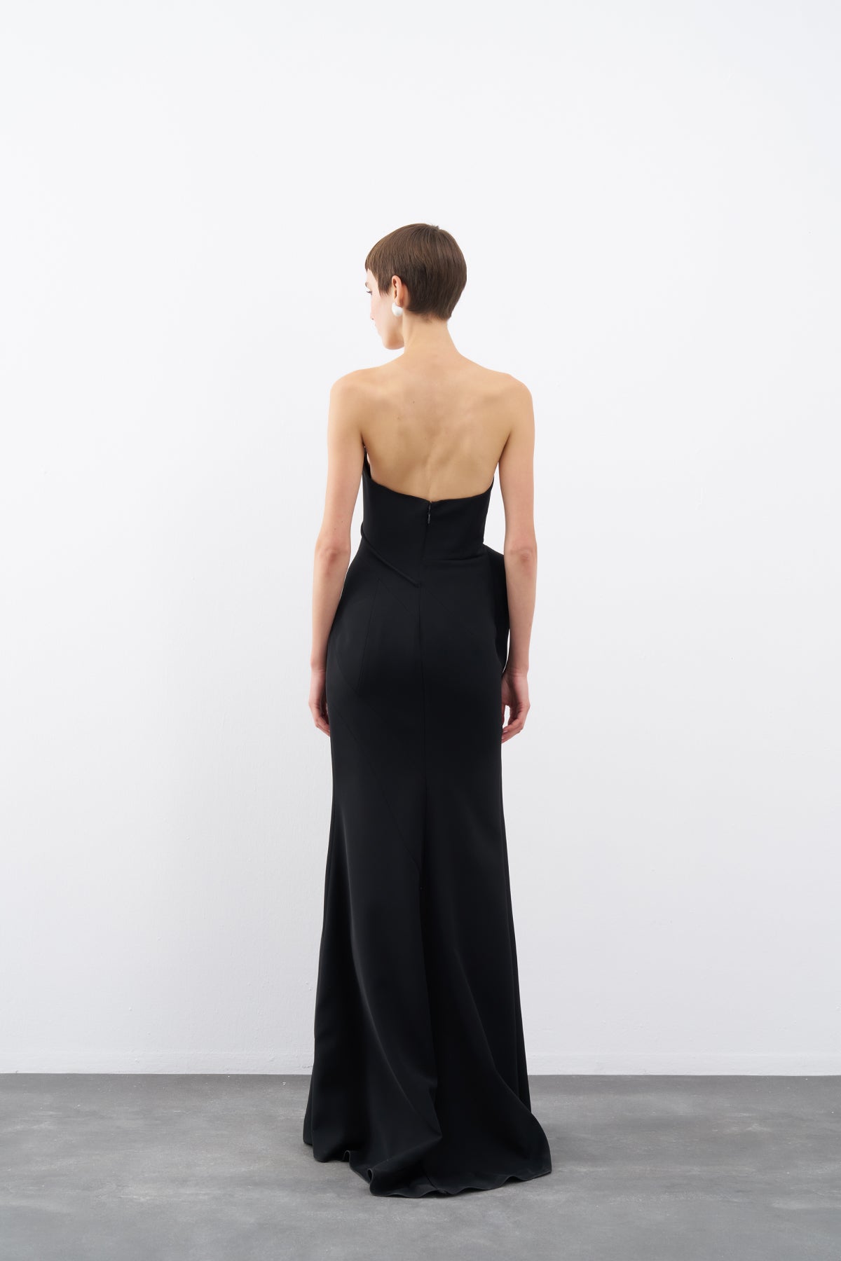 Black Strapless Flounce Detailed Long Evening Dress