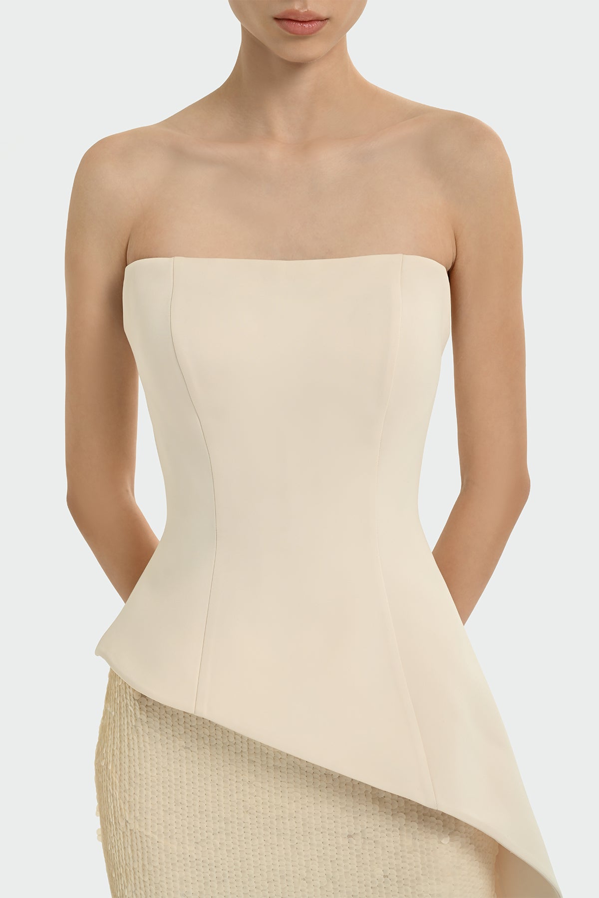 Pul Payet İşlemeli Straplez Krep Abiye Takım