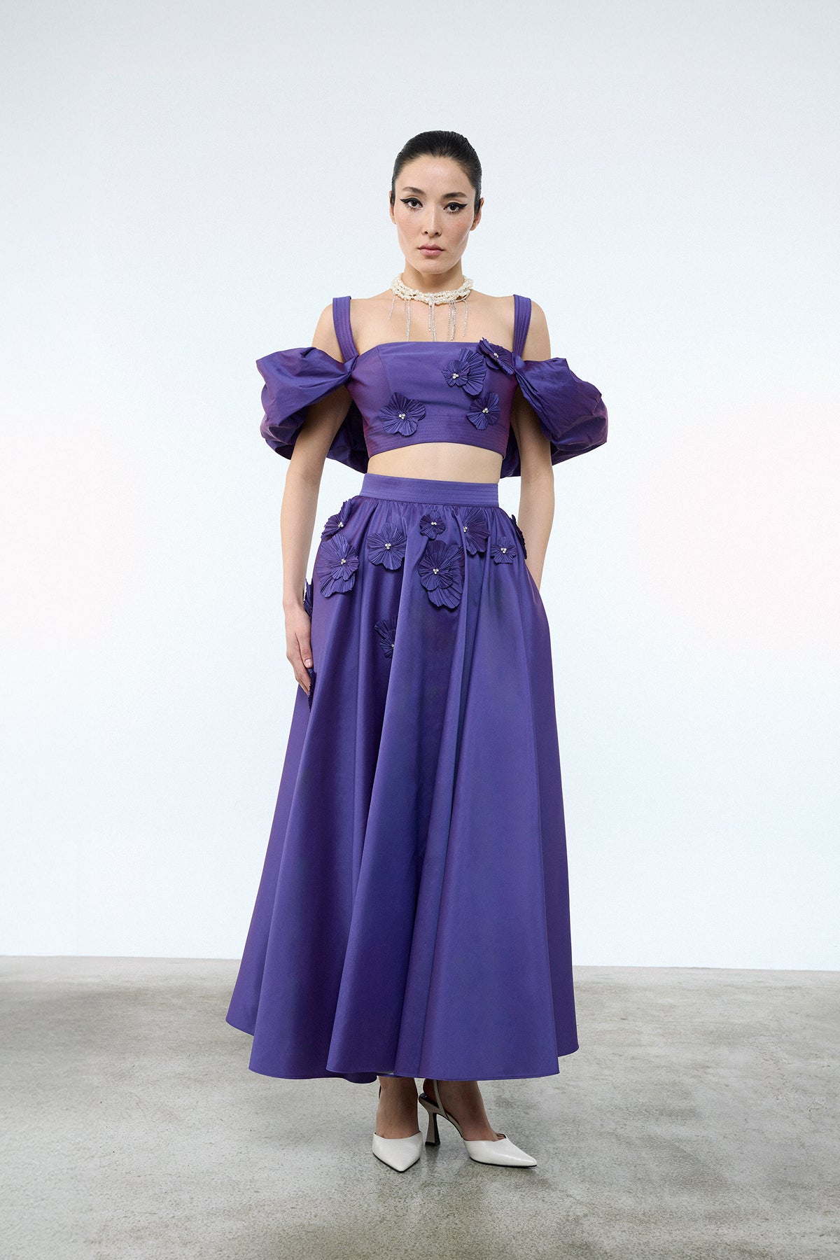 Çiçek Aplikeli Crop ve Kabarık Etekli Abiye Takım