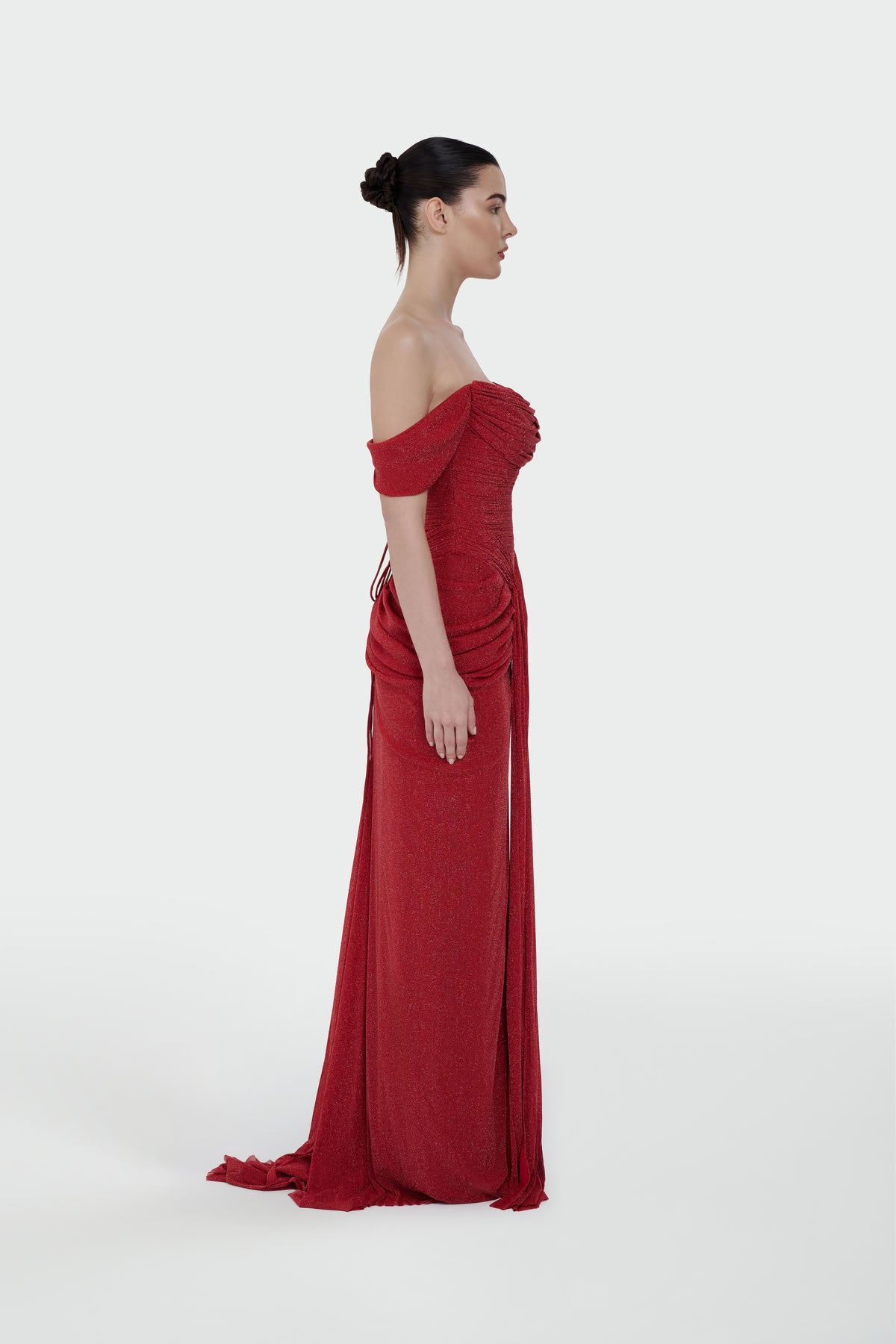 Düşük Omuz Ön Drape Detaylı Abiye Elbise