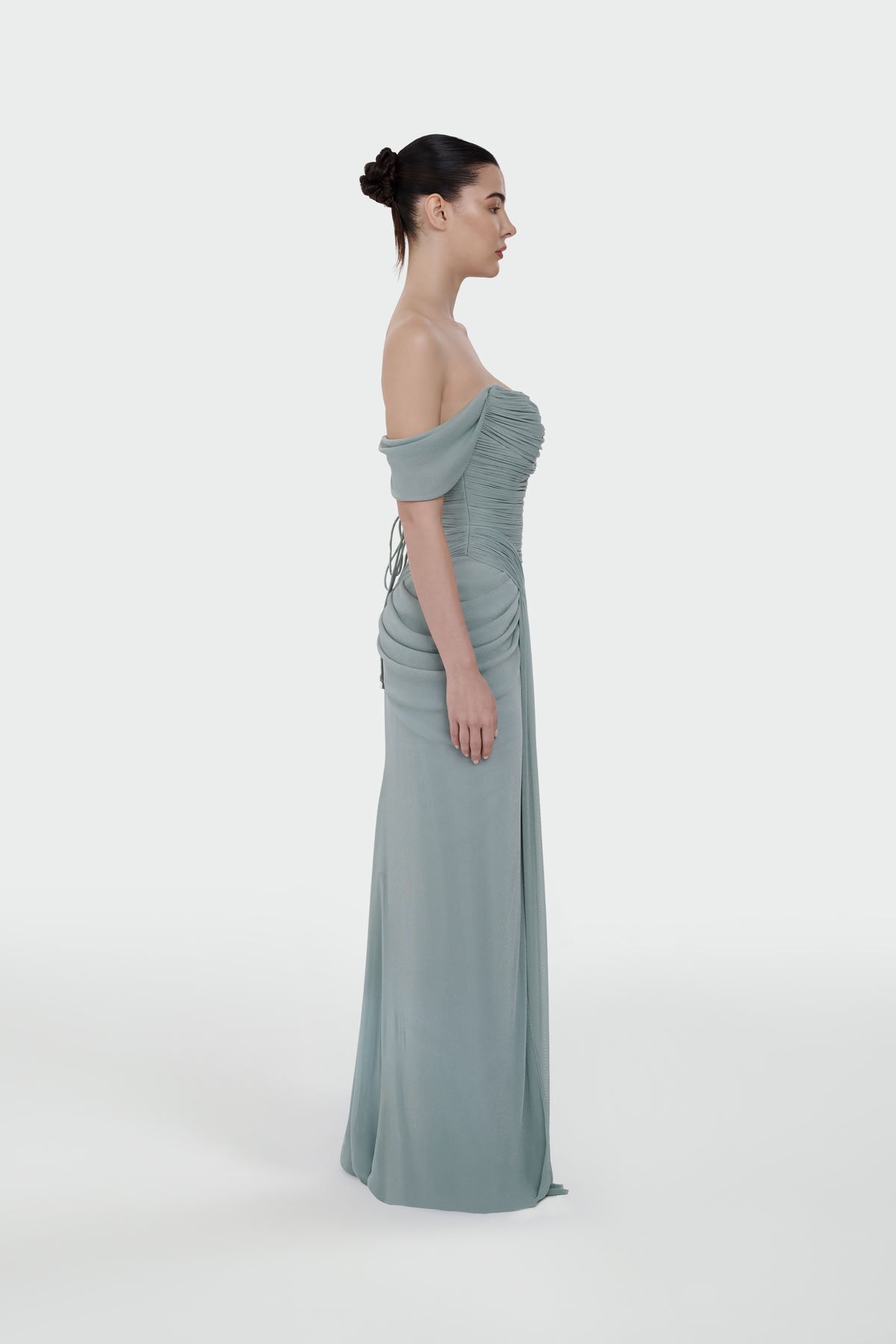 Düşük Omuz Ön Drape Detaylı Abiye Elbise