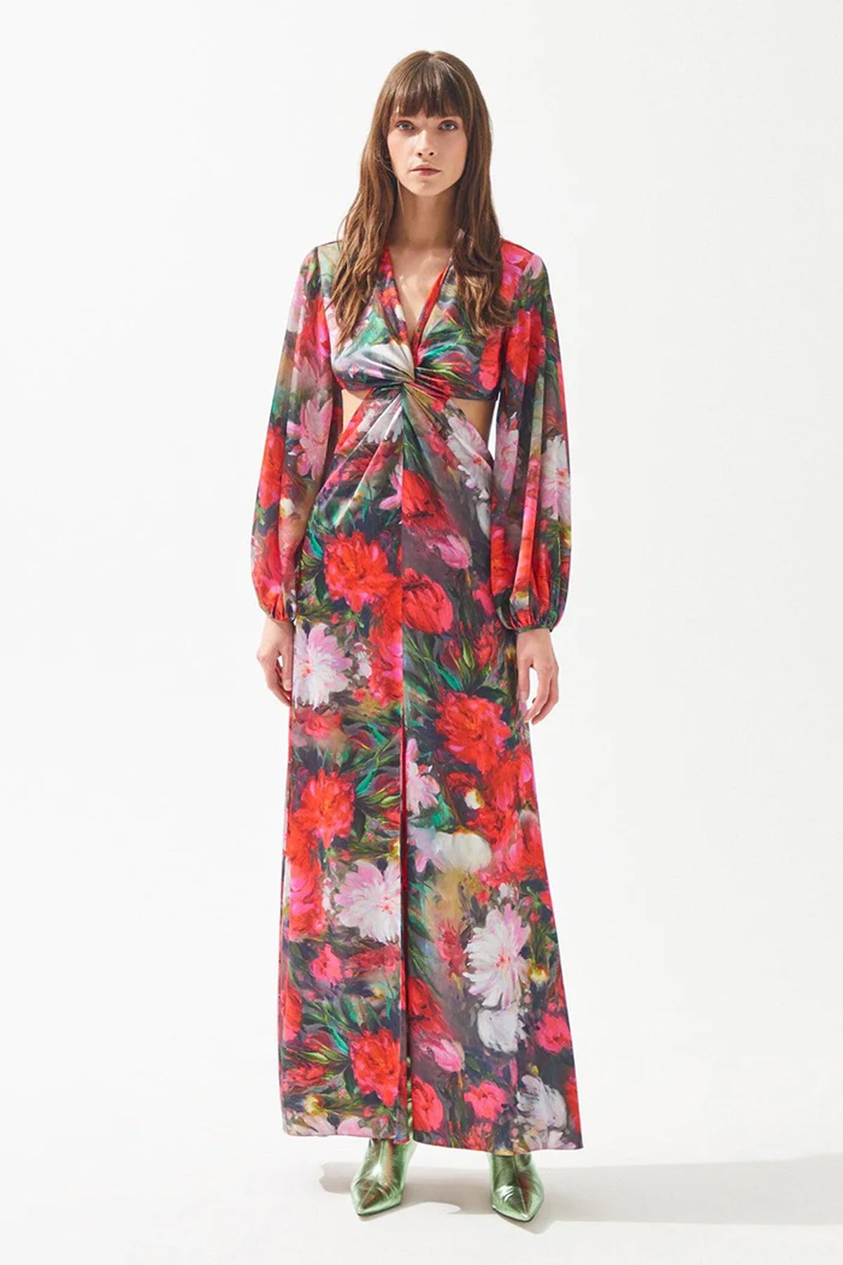 Kırmızı Gül Desenli Pencere Detaylı Yırtmaçlı Uzun Elbise