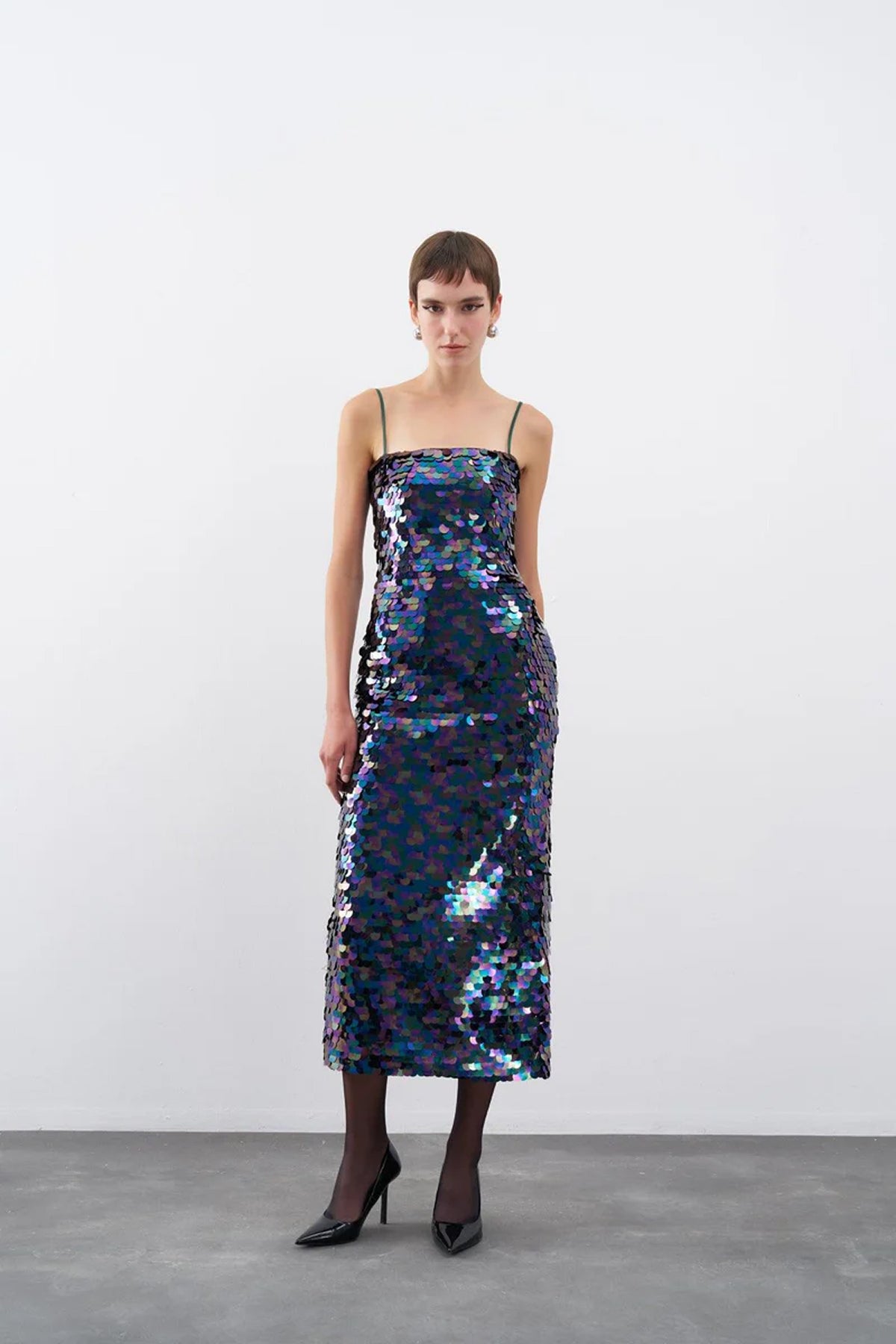 Payetli İp Asklılı Midi Abiye Elbise