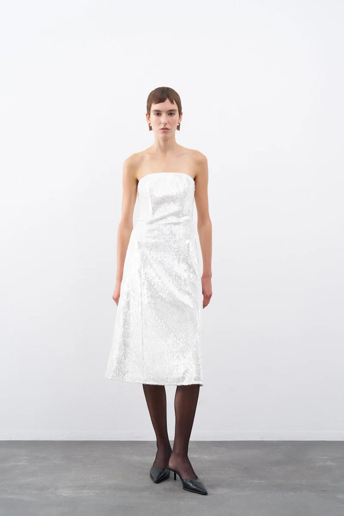 Payetli Straplez Midi Abiye Elbise