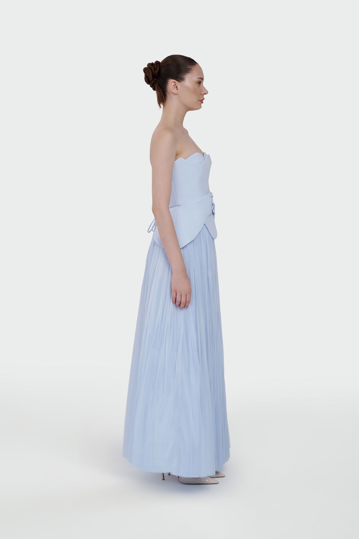 Straplez Peplum Detaylı Piliseli Abiye Takım Elbise