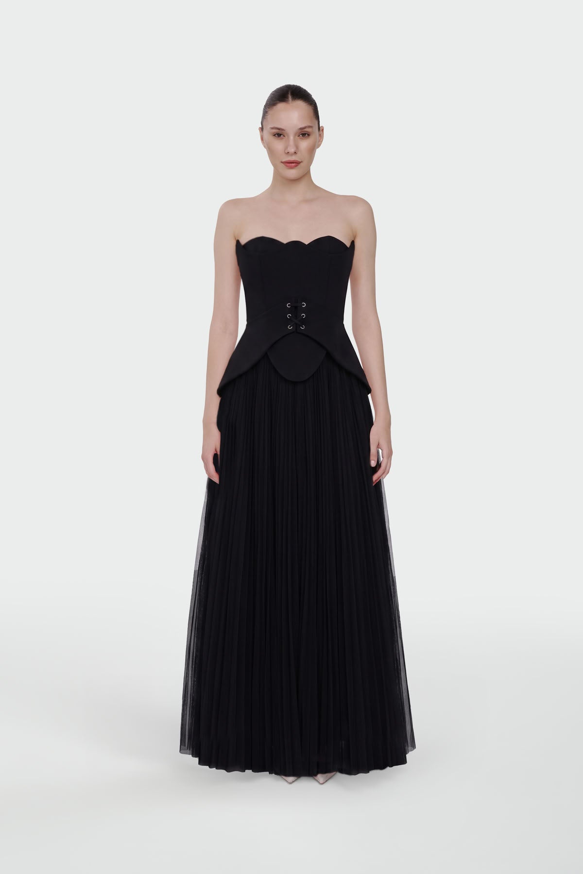 Straplez Peplum Detaylı Piliseli Abiye Takım Elbise