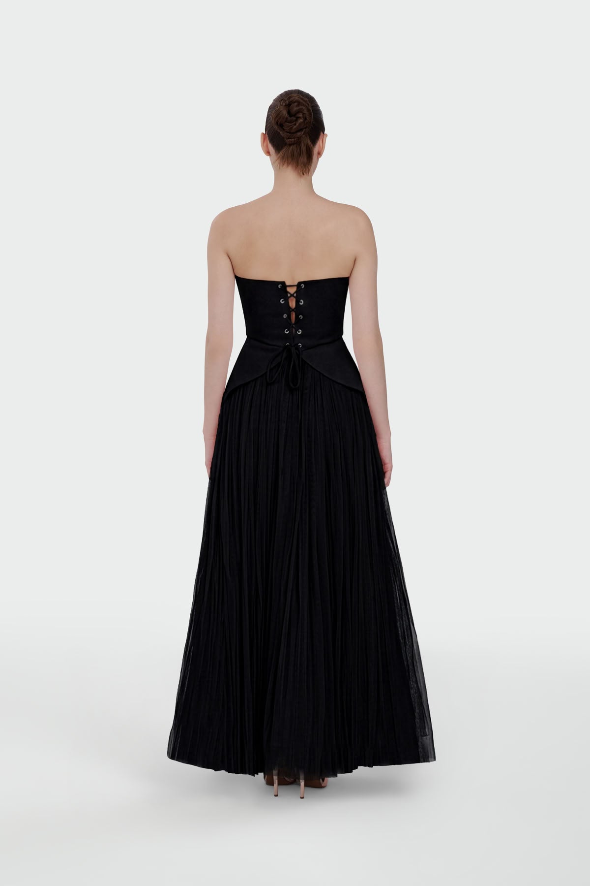 Straplez Peplum Detaylı Piliseli Abiye Takım Elbise